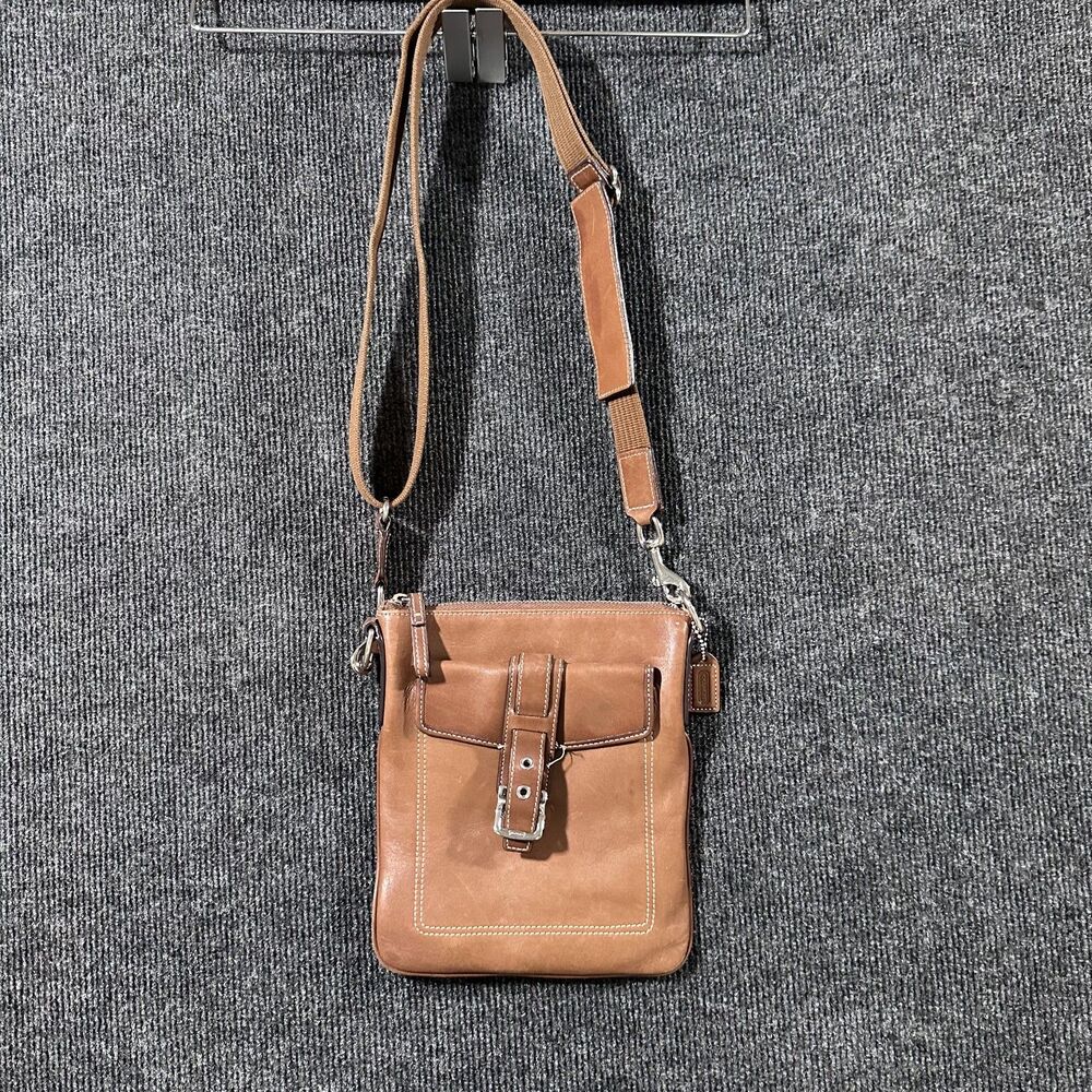 Vintage Coach Cross Body Swing Bag Tan/Brown Soft Leather Silver hard wear